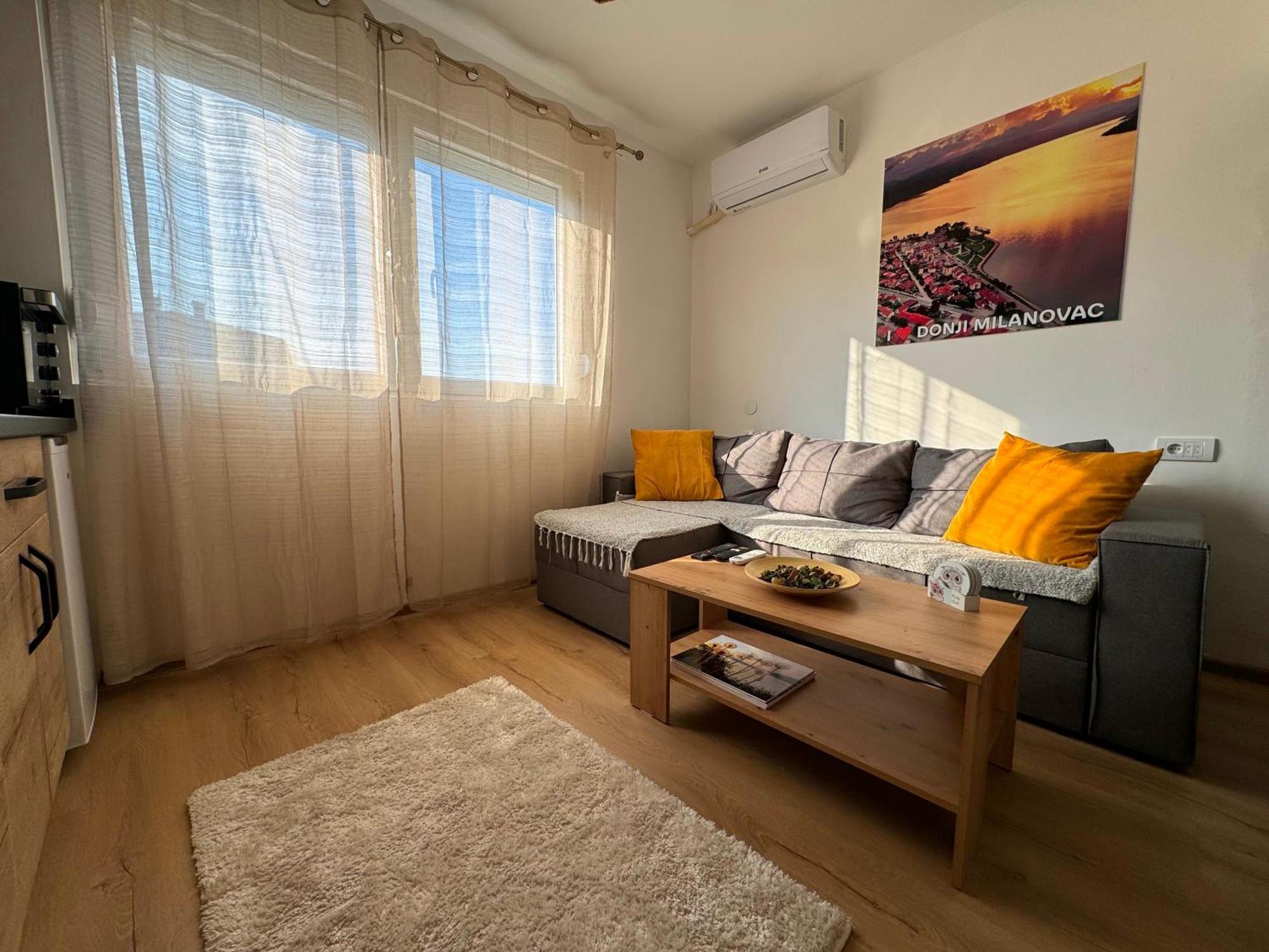 Vuk Apartman โดนยี มิลาโนวัซ ภายนอก รูปภาพ